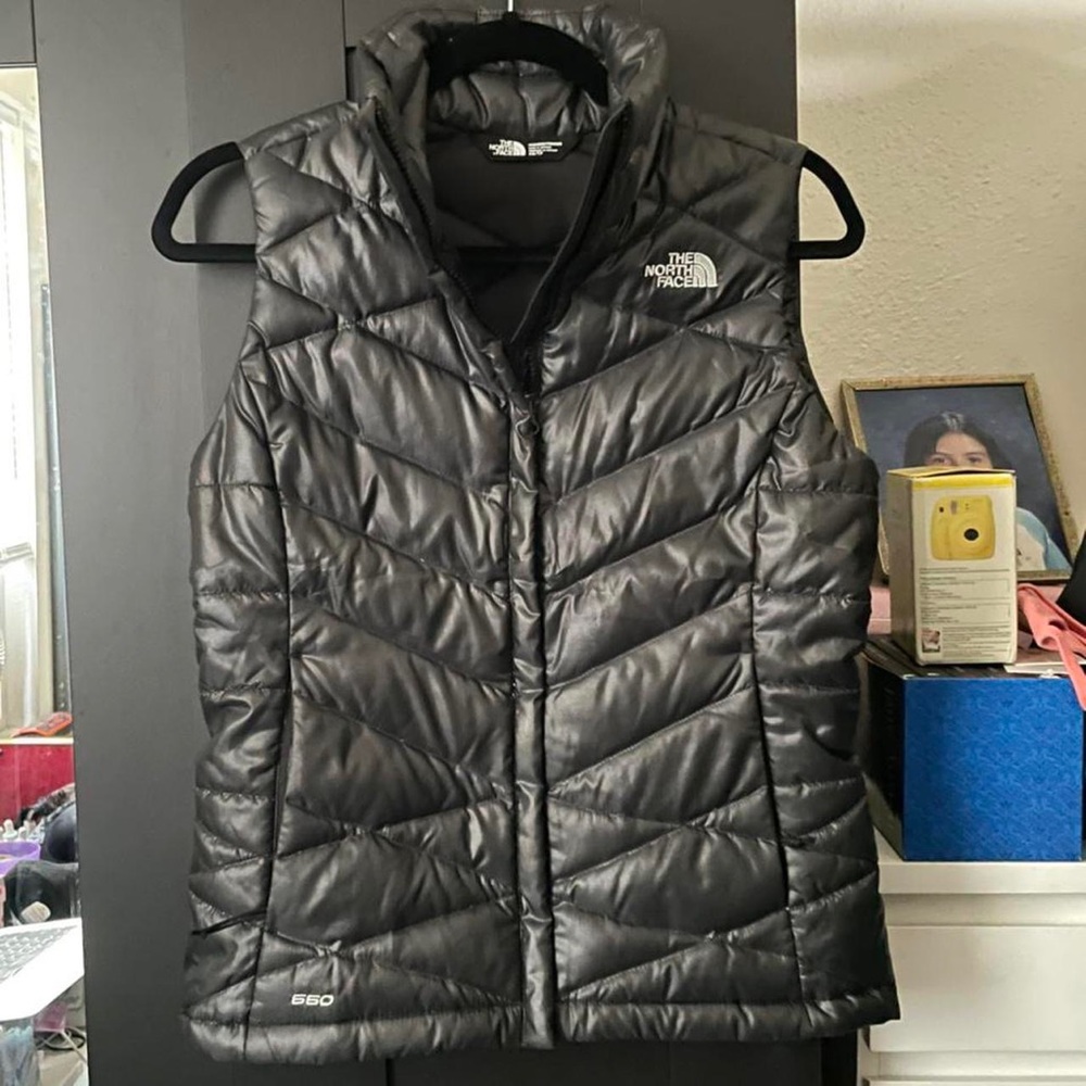 North face puffer vest